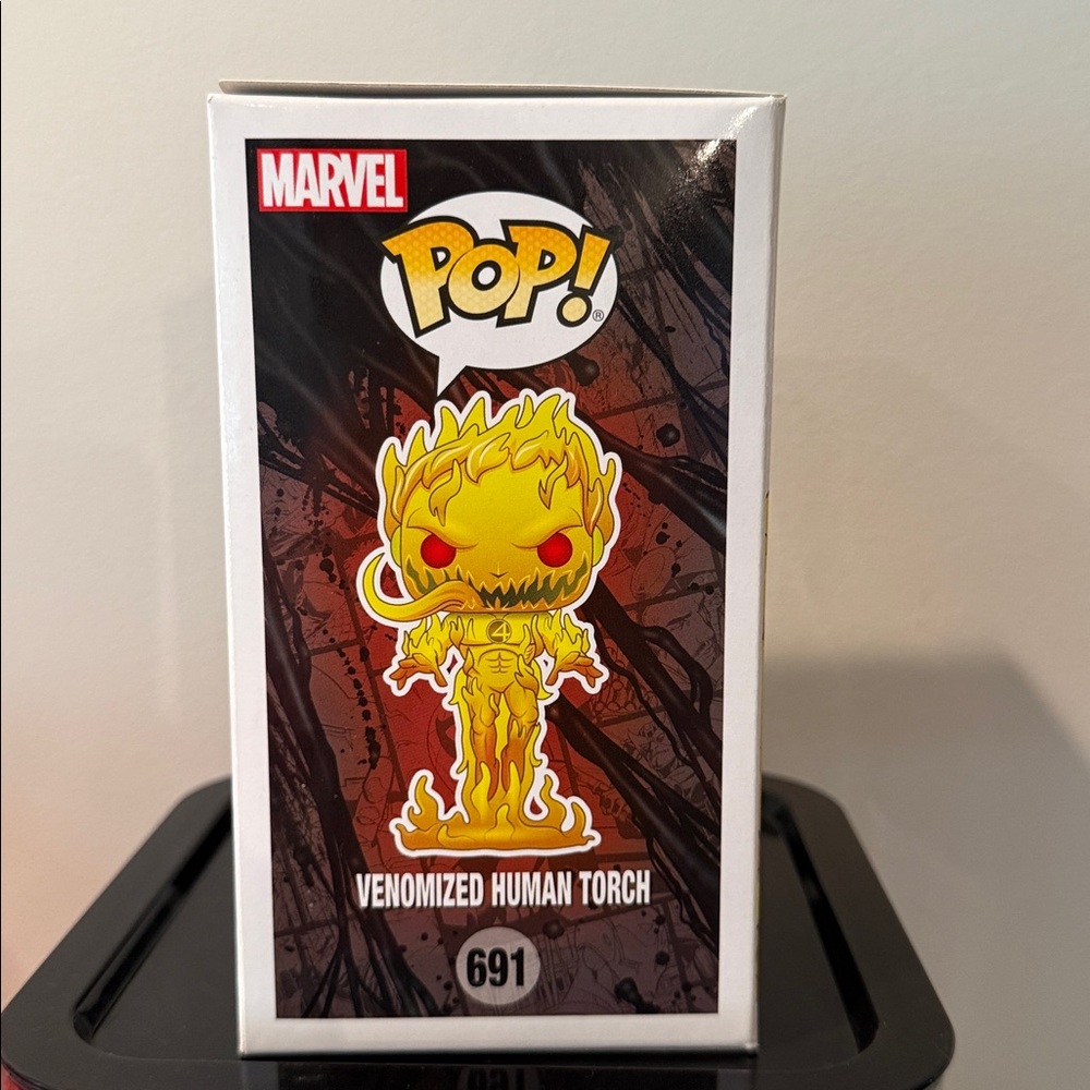 Funko Pop #691 glow in the dark Venomized Human Torch - Picture 4 of 4